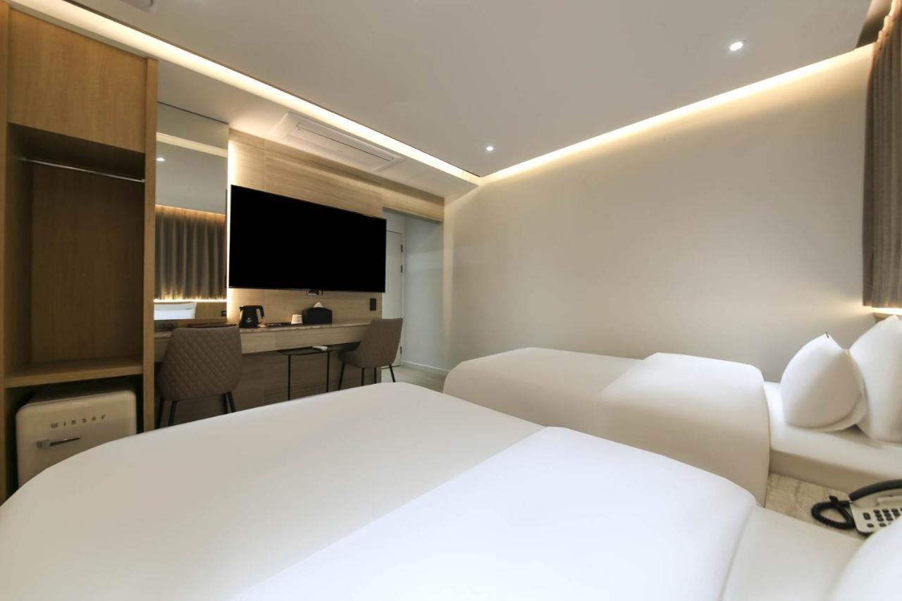 Brown Dot Hotel Pyeonghwa Plaza Mokpo Eksteriør bilde