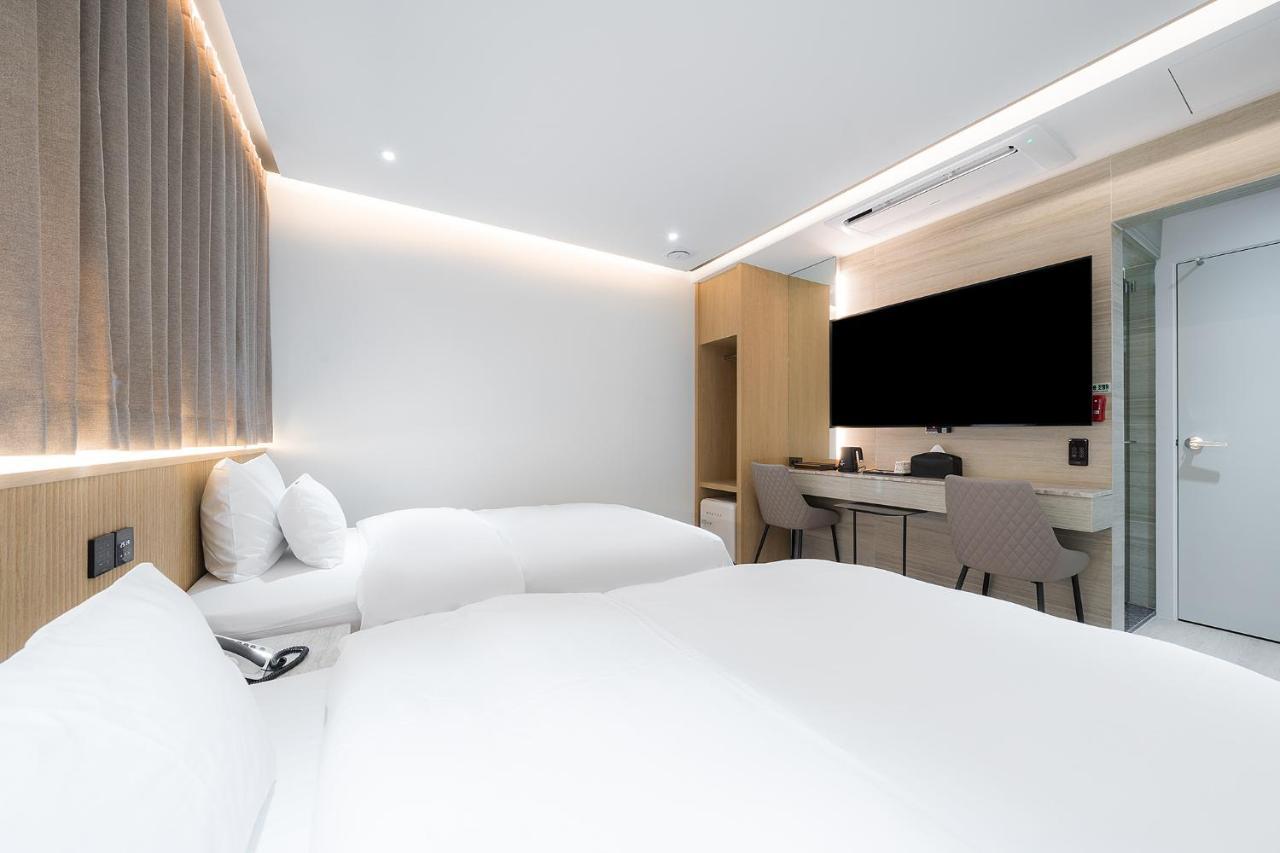 Brown Dot Hotel Pyeonghwa Plaza Mokpo Eksteriør bilde