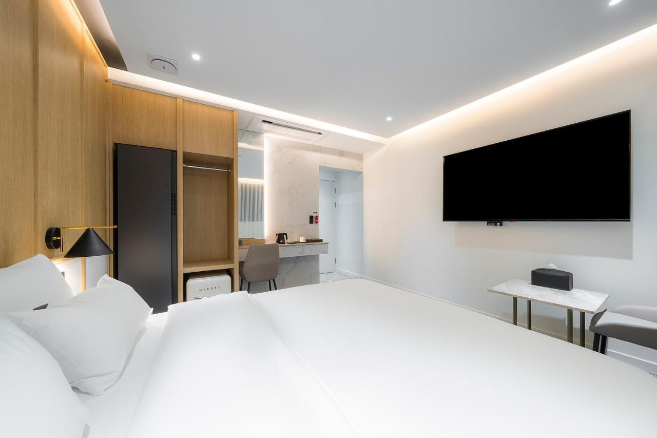 Brown Dot Hotel Pyeonghwa Plaza Mokpo Eksteriør bilde