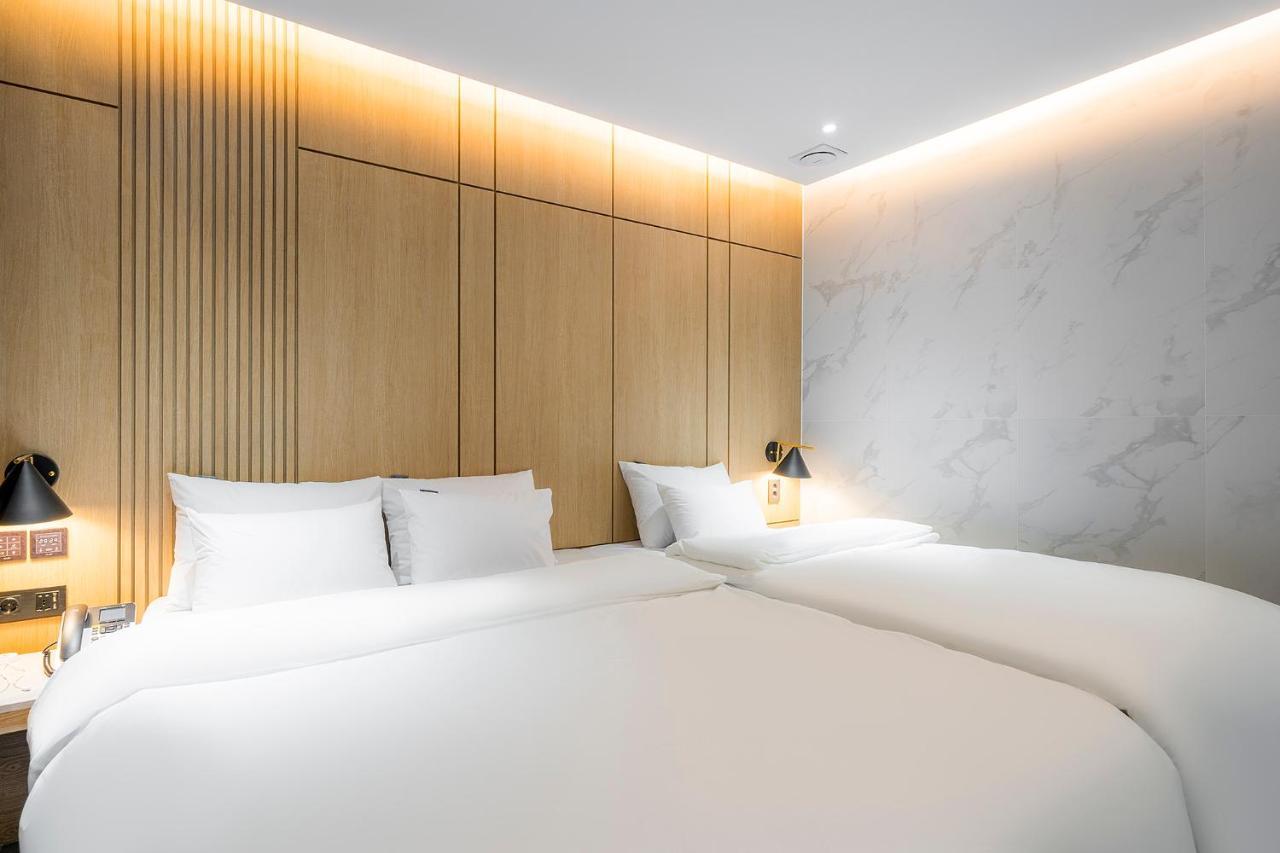 Brown Dot Hotel Pyeonghwa Plaza Mokpo Eksteriør bilde