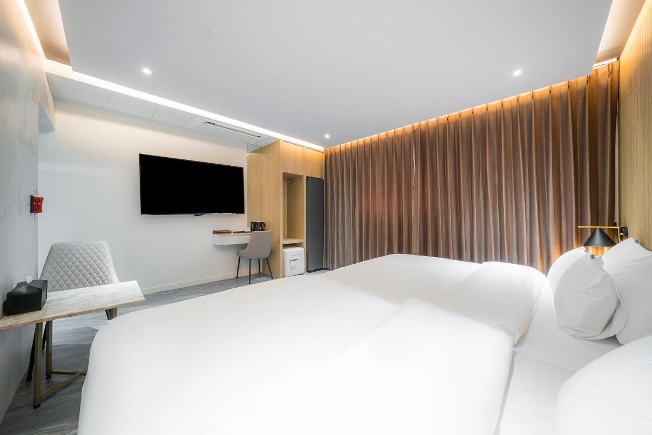 Brown Dot Hotel Pyeonghwa Plaza Mokpo Eksteriør bilde