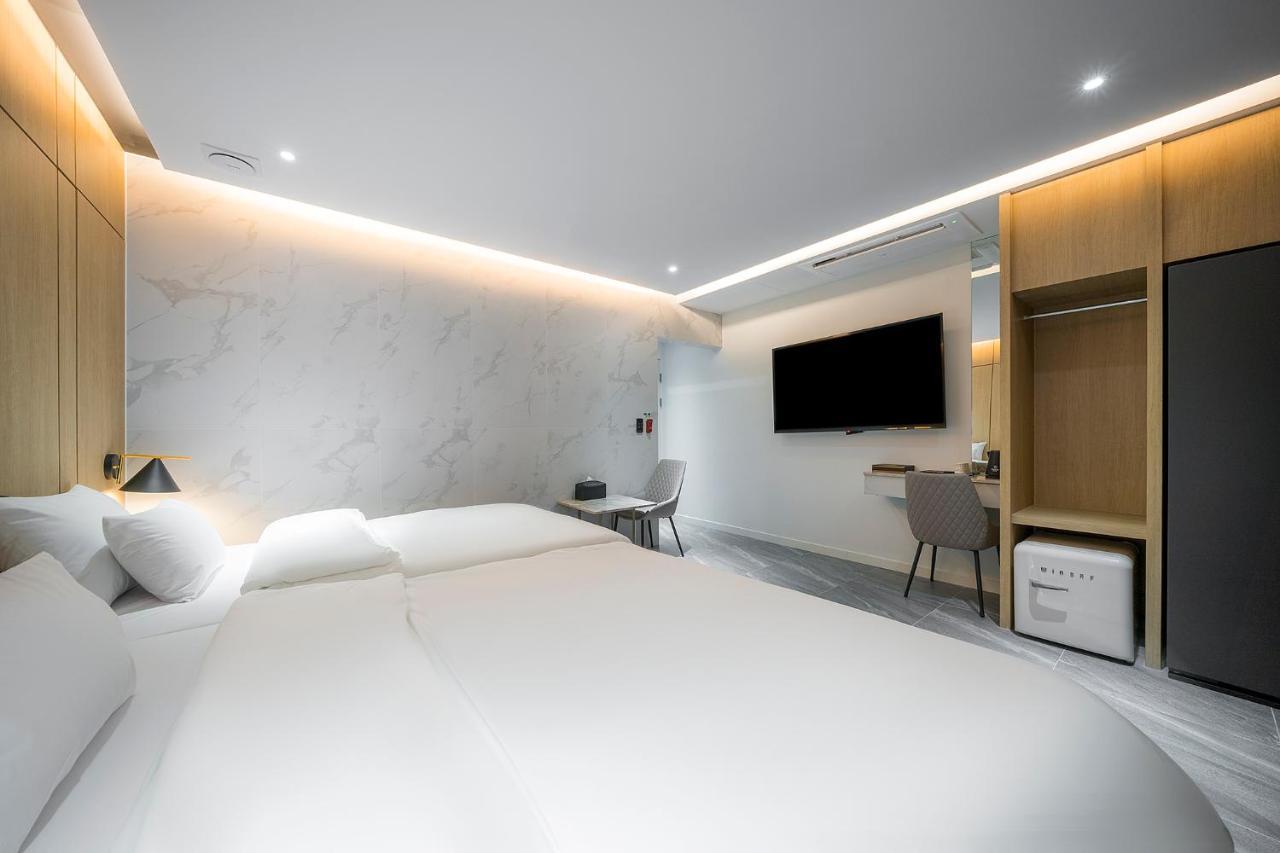 Brown Dot Hotel Pyeonghwa Plaza Mokpo Eksteriør bilde