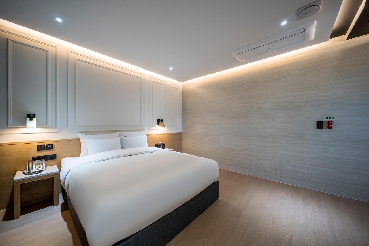 Brown Dot Hotel Pyeonghwa Plaza Mokpo Eksteriør bilde