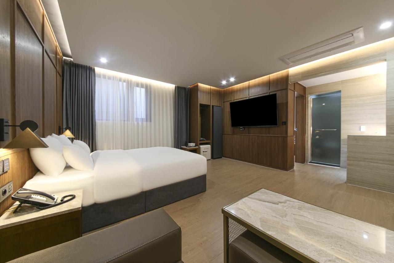 Brown Dot Hotel Pyeonghwa Plaza Mokpo Eksteriør bilde
